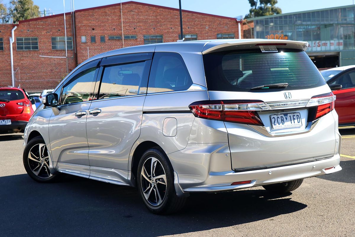 2015 Honda Odyssey VTi-L 5th Gen
