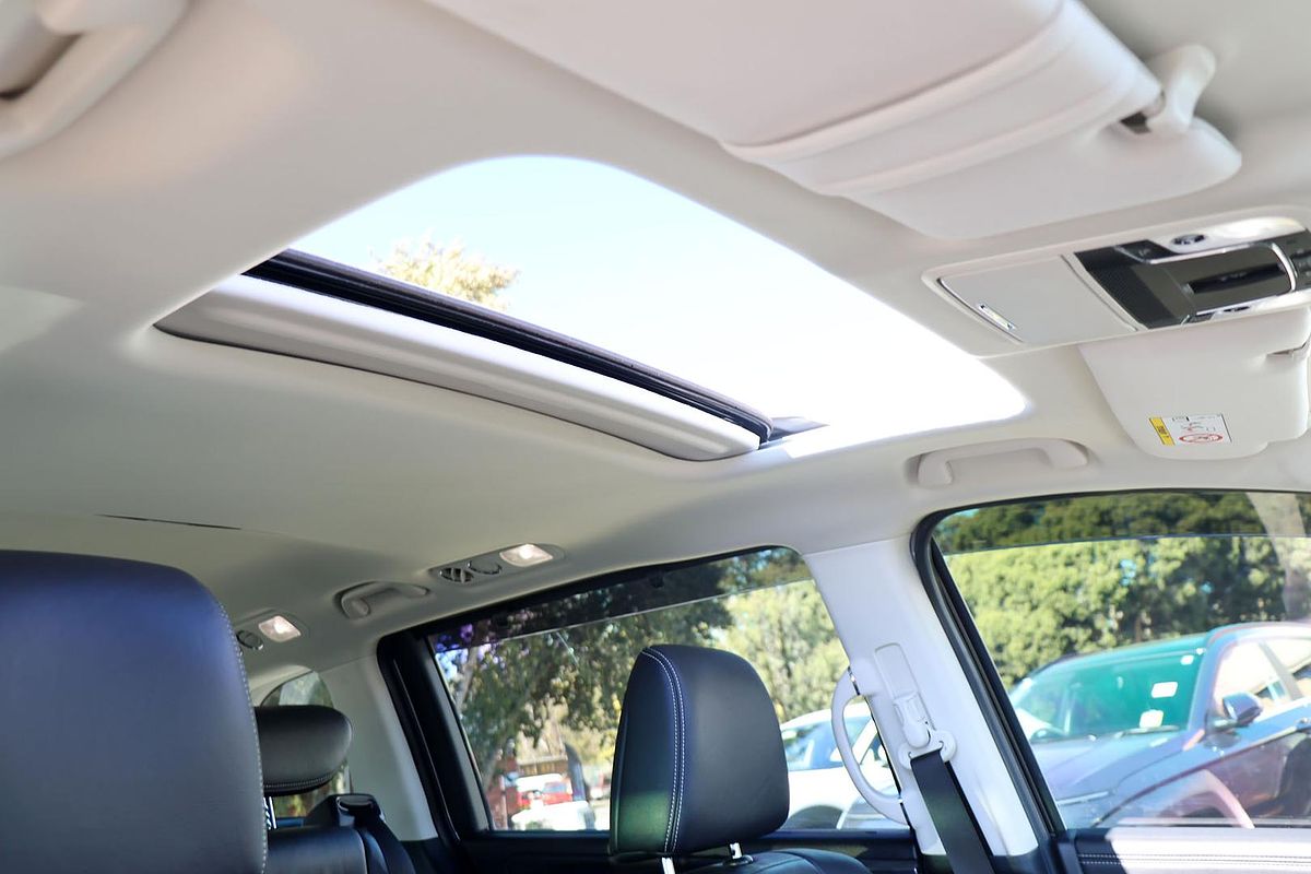 2015 Honda Odyssey VTi-L 5th Gen