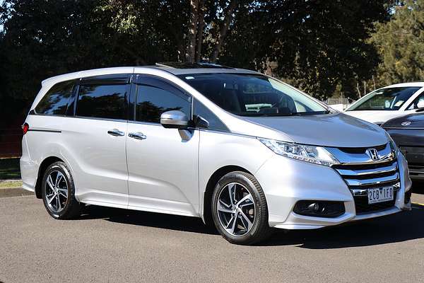 2015 Honda Odyssey VTi-L 5th Gen