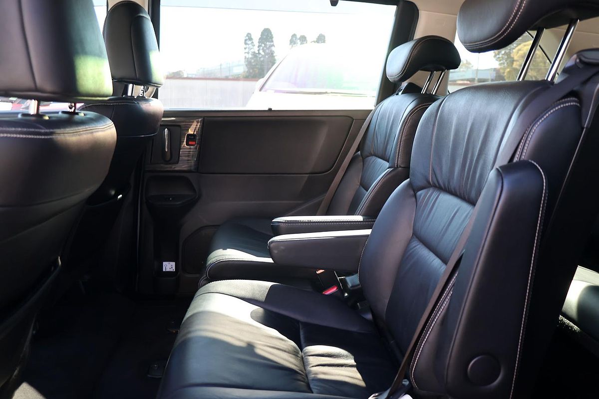 2015 Honda Odyssey VTi-L 5th Gen