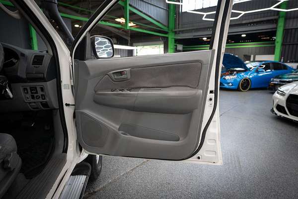 2008 Toyota Hilux SR5 KUN26R 4X4