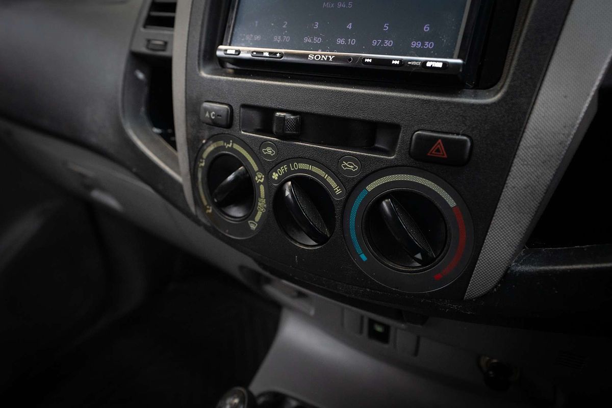 2008 Toyota Hilux SR5 KUN26R 4X4