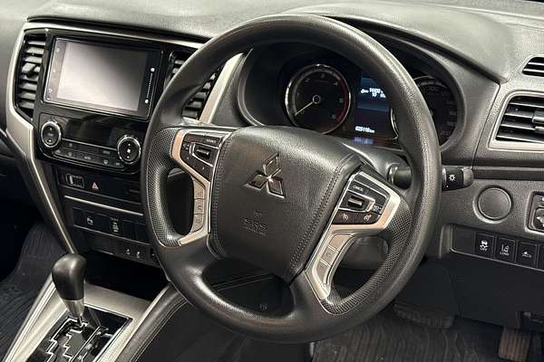 2023 Mitsubishi Triton GLX+ MR 4X4
