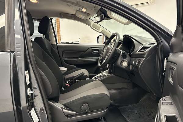 2023 Mitsubishi Triton GLX+ MR 4X4