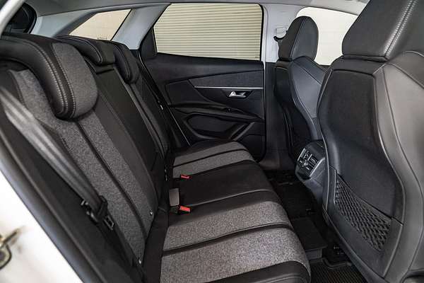 2017 Peugeot 3008 Allure P84