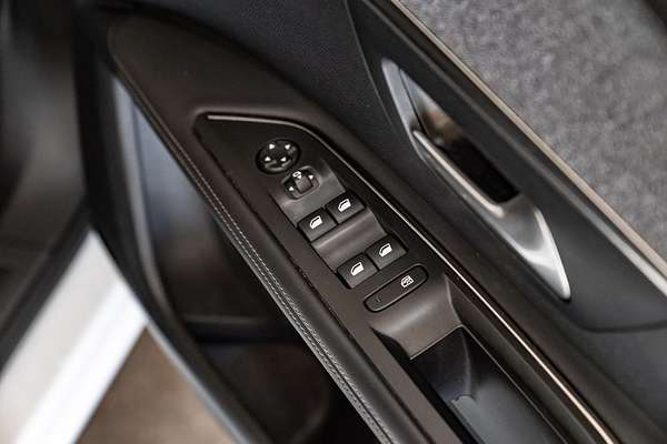 2017 Peugeot 3008 Allure P84