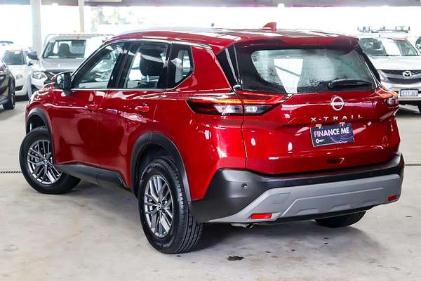 2024 Nissan X-TRAIL ST T33