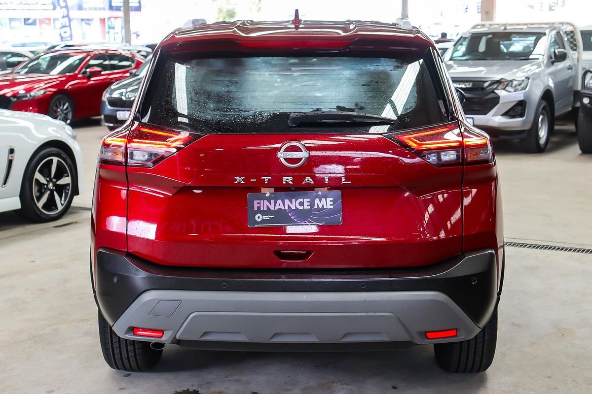 2024 Nissan X-TRAIL ST T33