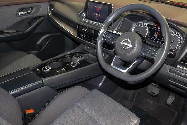 2024 Nissan X-TRAIL ST T33