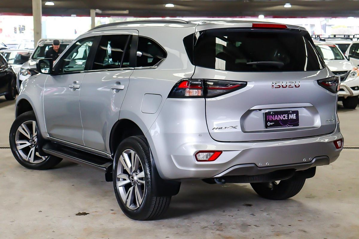 2024 Isuzu MU-X LS-U
