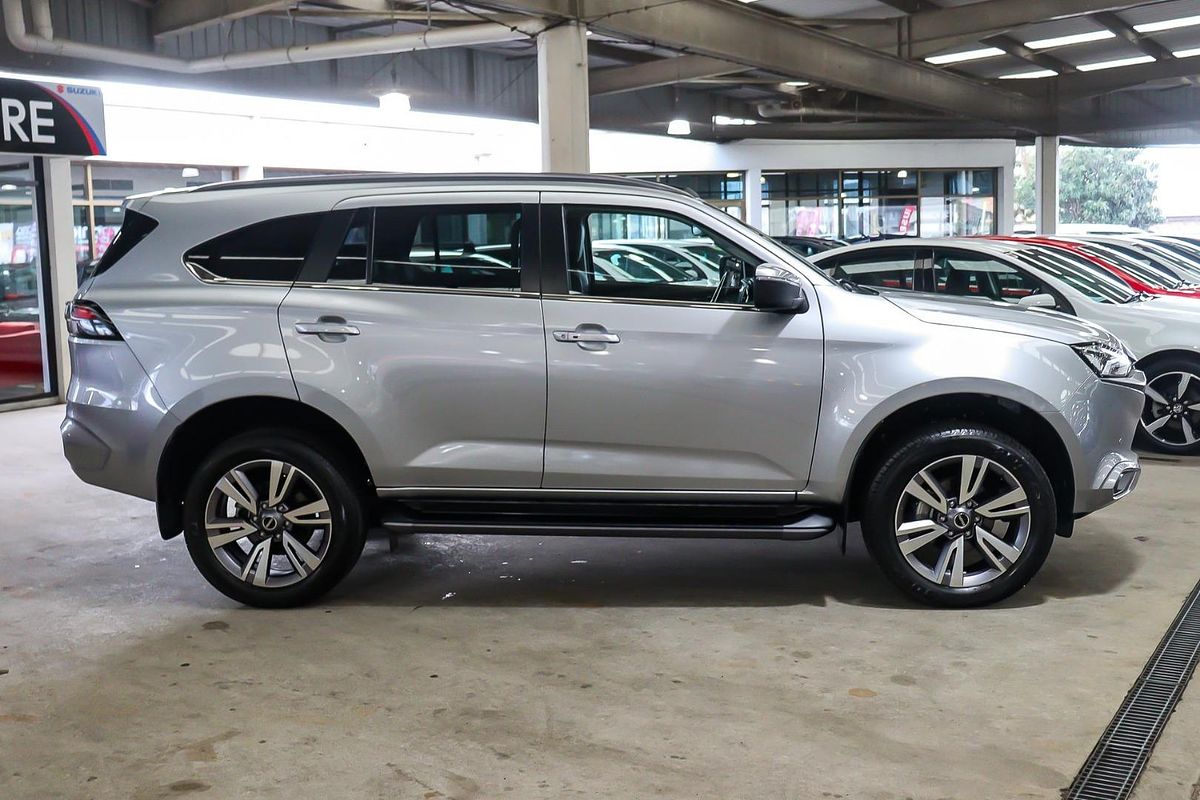 2024 Isuzu MU-X LS-U