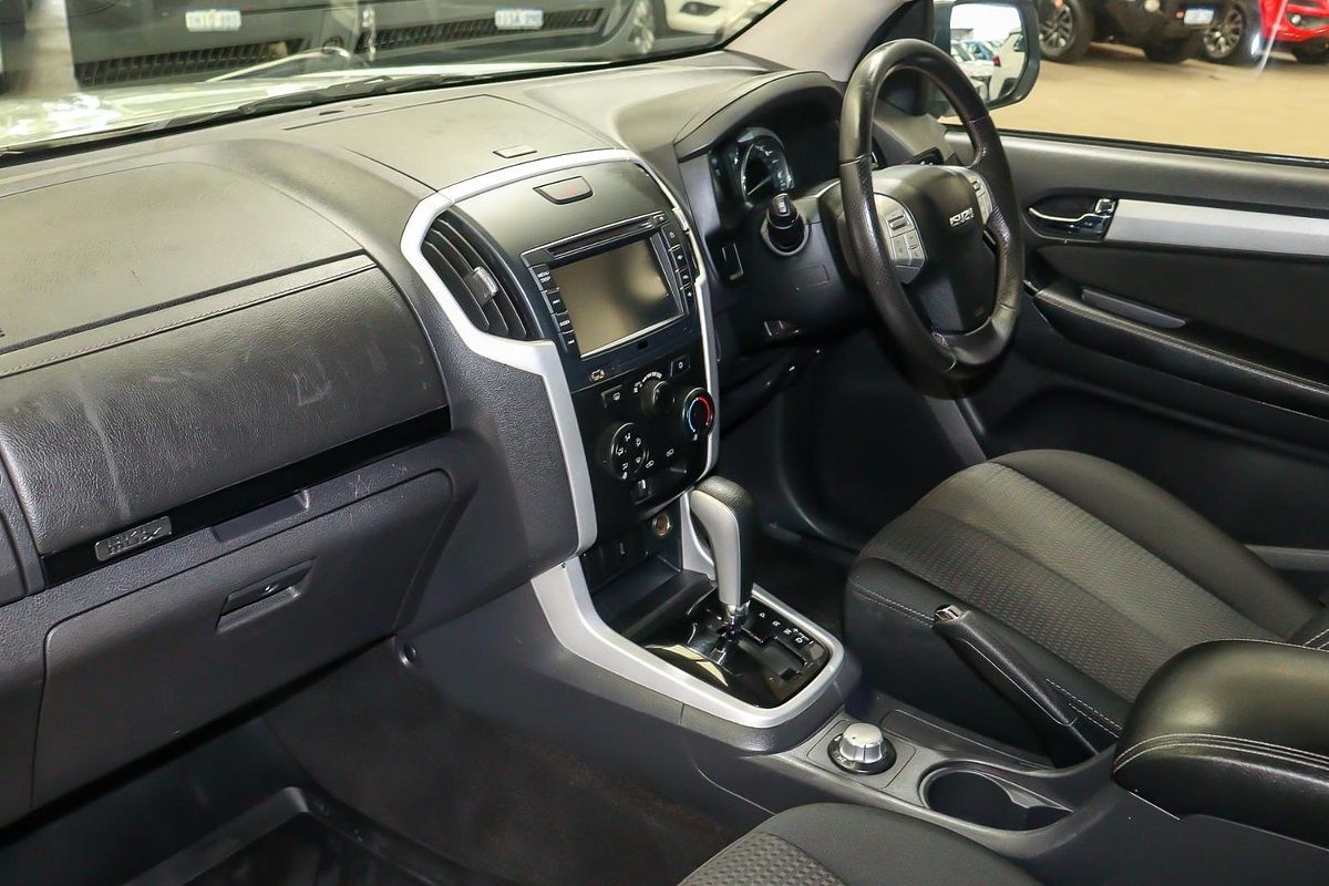 2017 Isuzu MU-X LS-M