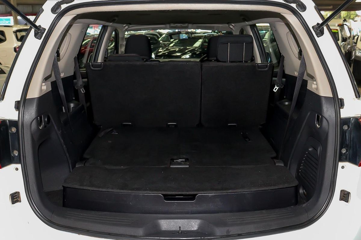 2017 Isuzu MU-X LS-M