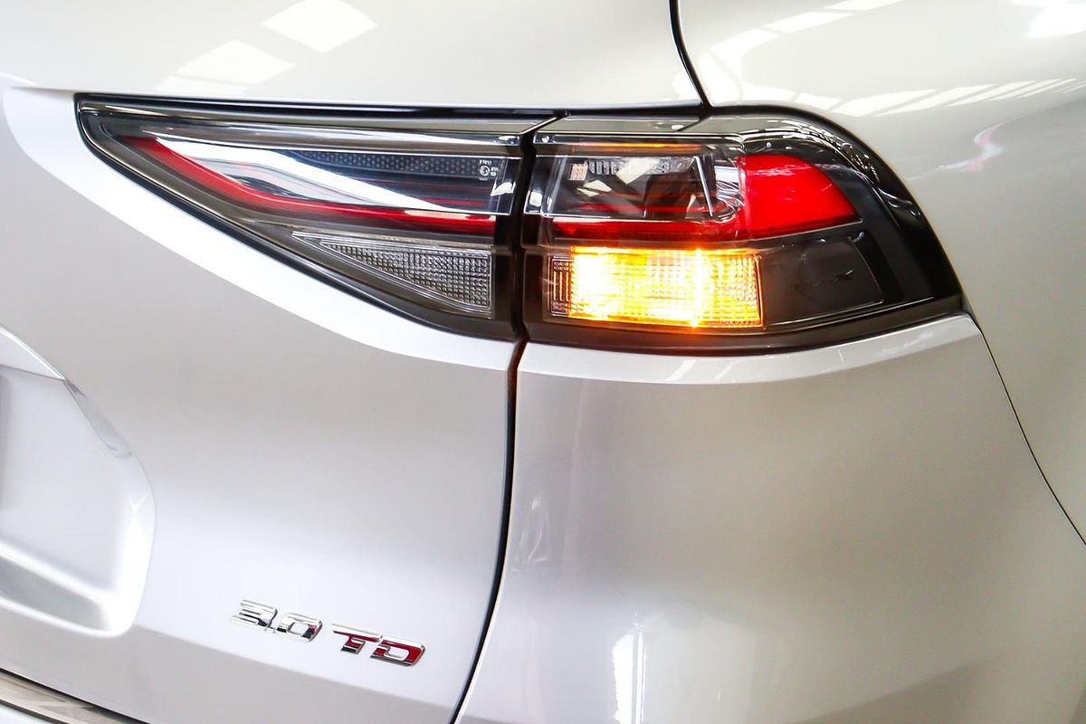 2024 Isuzu MU-X LS-U