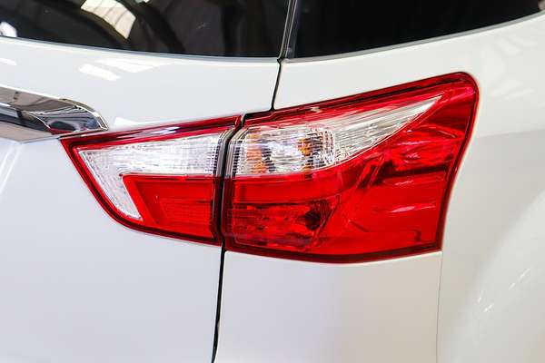 2017 Isuzu MU-X LS-M