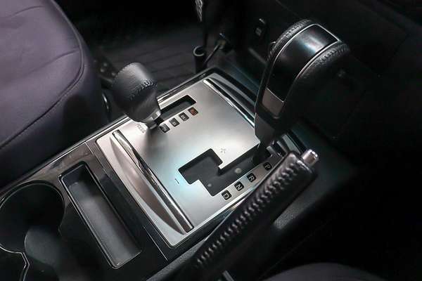 2019 Mitsubishi Pajero GLX NX
