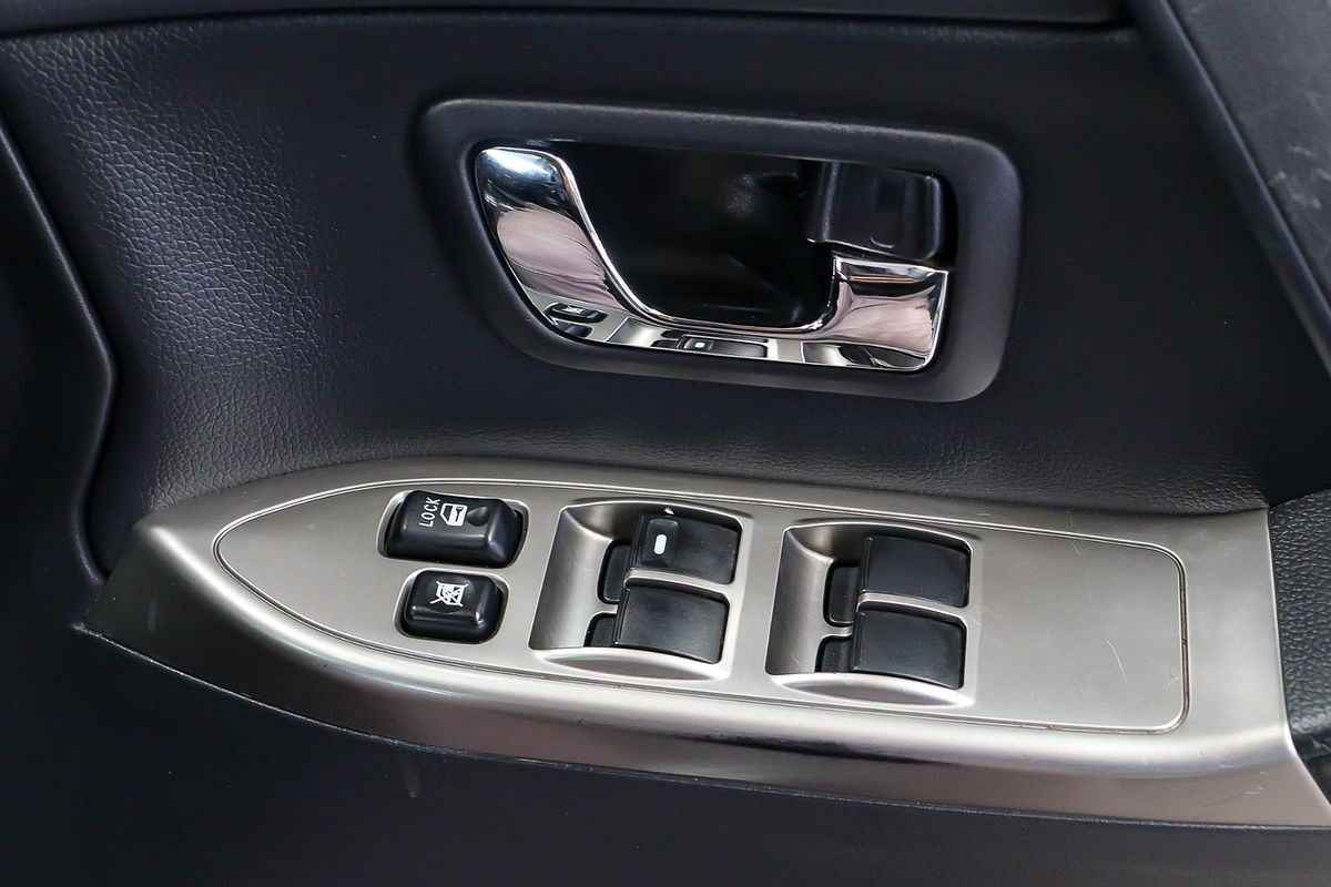 2019 Mitsubishi Pajero GLX NX