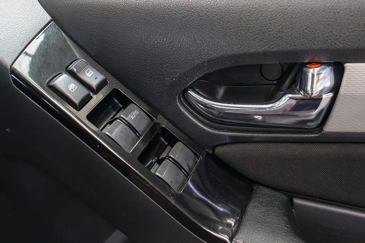 2017 Isuzu MU-X LS-M