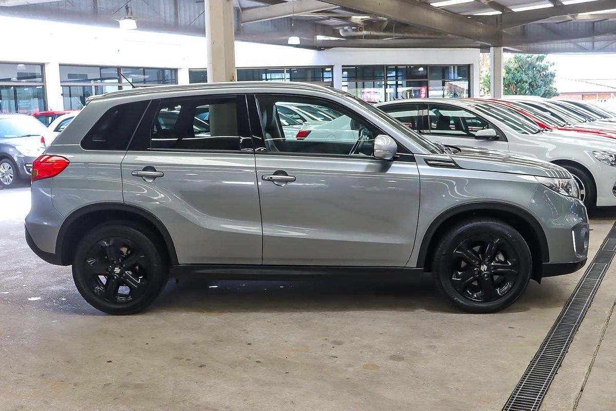 2017 Suzuki Vitara S Turbo LY