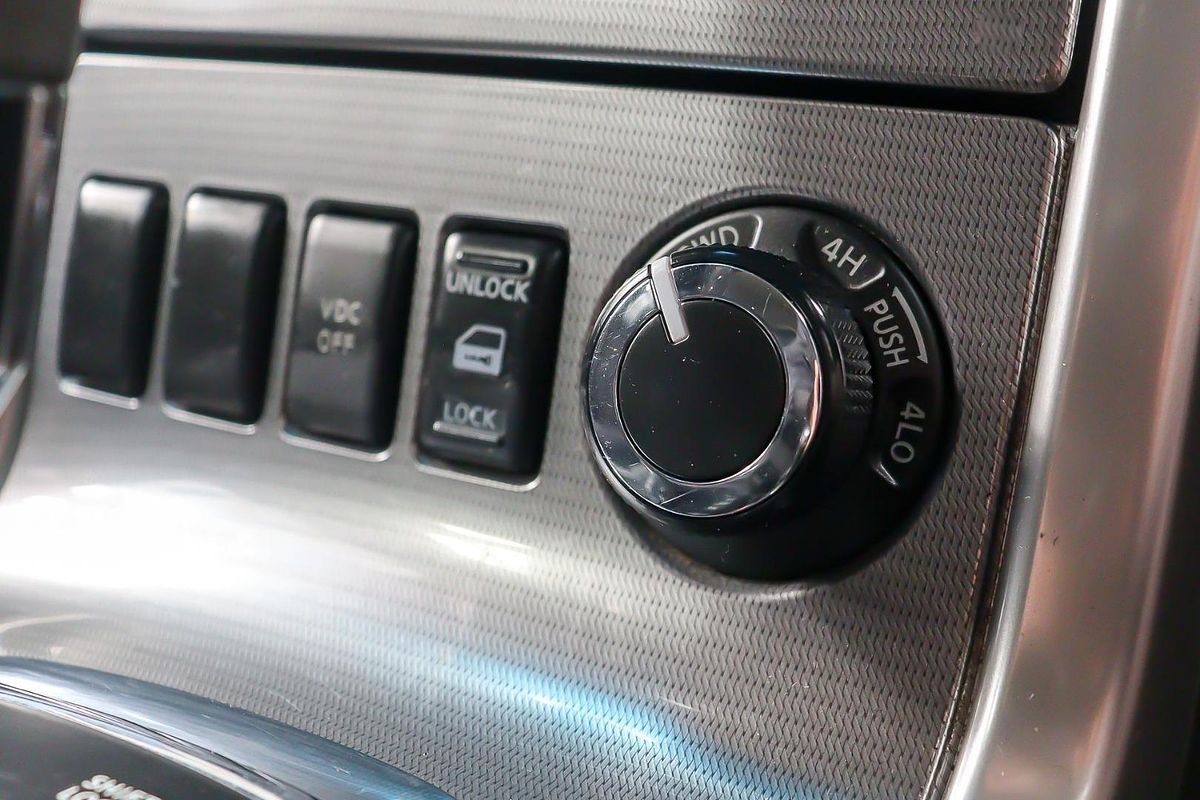 2012 Nissan Navara ST-X 550 D40 Series 5 4X4