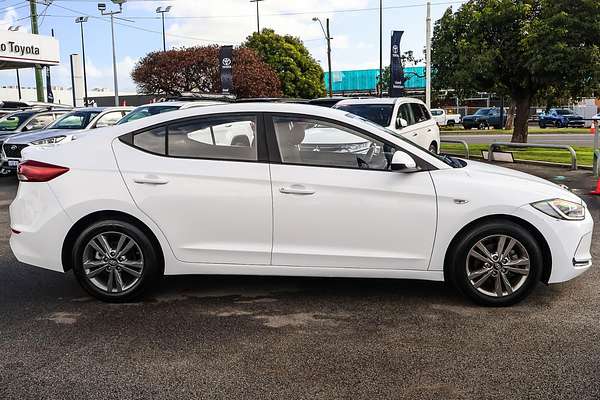 2018 Hyundai Elantra Active AD