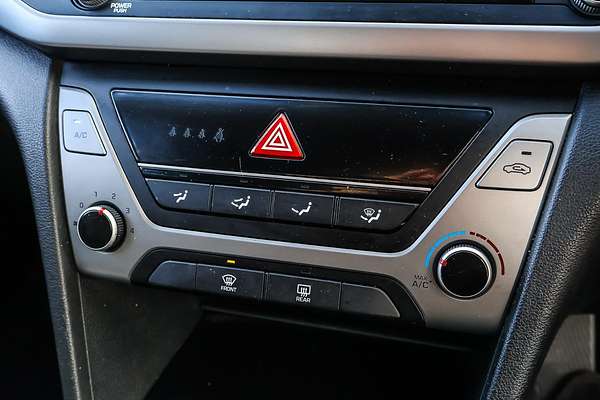 2018 Hyundai Elantra Active AD