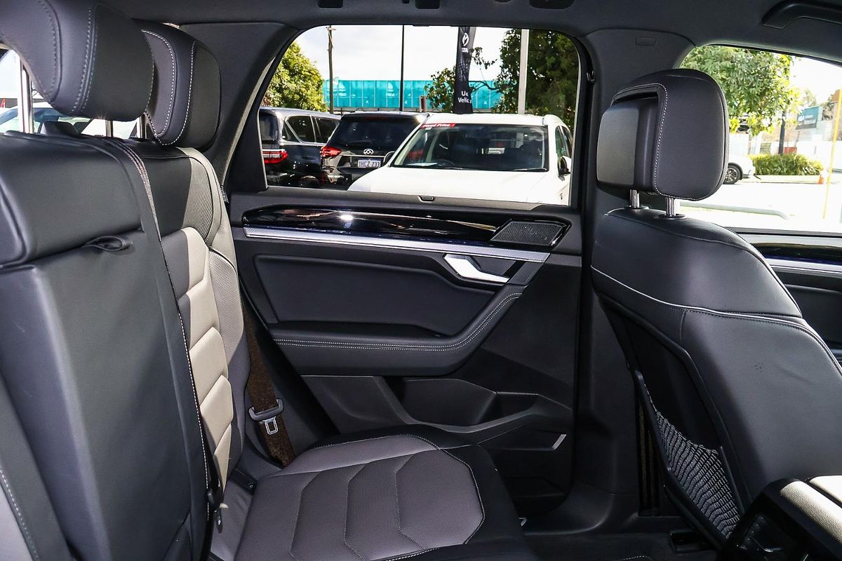 2021 Volkswagen Touareg 210TDI R-Line CR