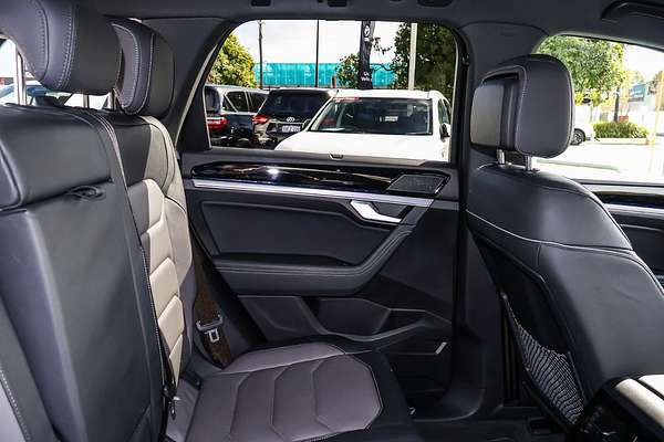 2021 Volkswagen Touareg 210TDI R-Line CR