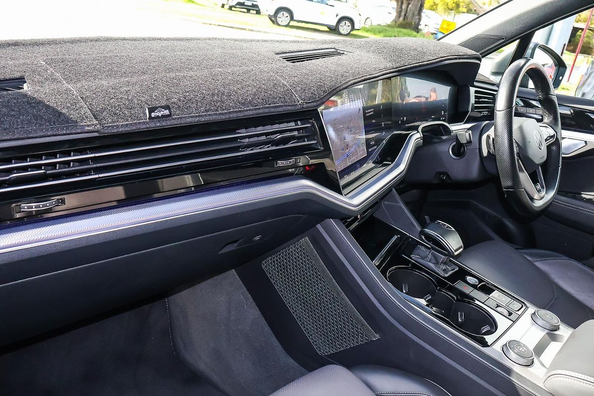 2021 Volkswagen Touareg 210TDI R-Line CR