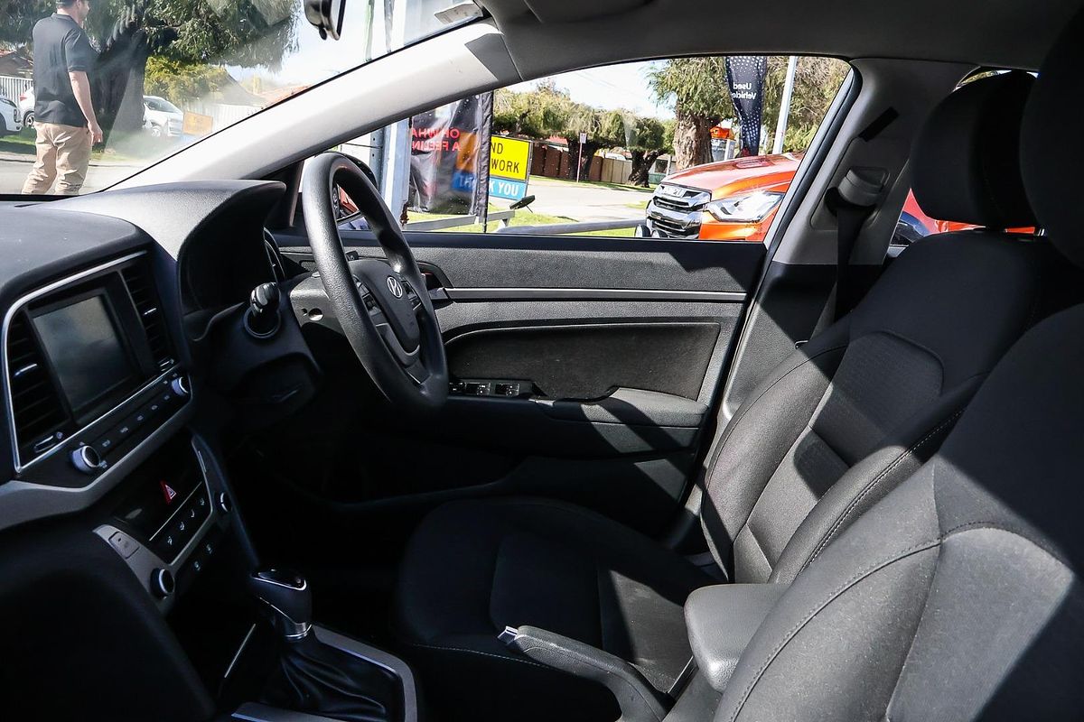2018 Hyundai Elantra Active AD