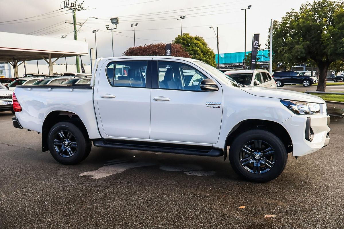 2024 Toyota Hilux SR GUN126R 4X4
