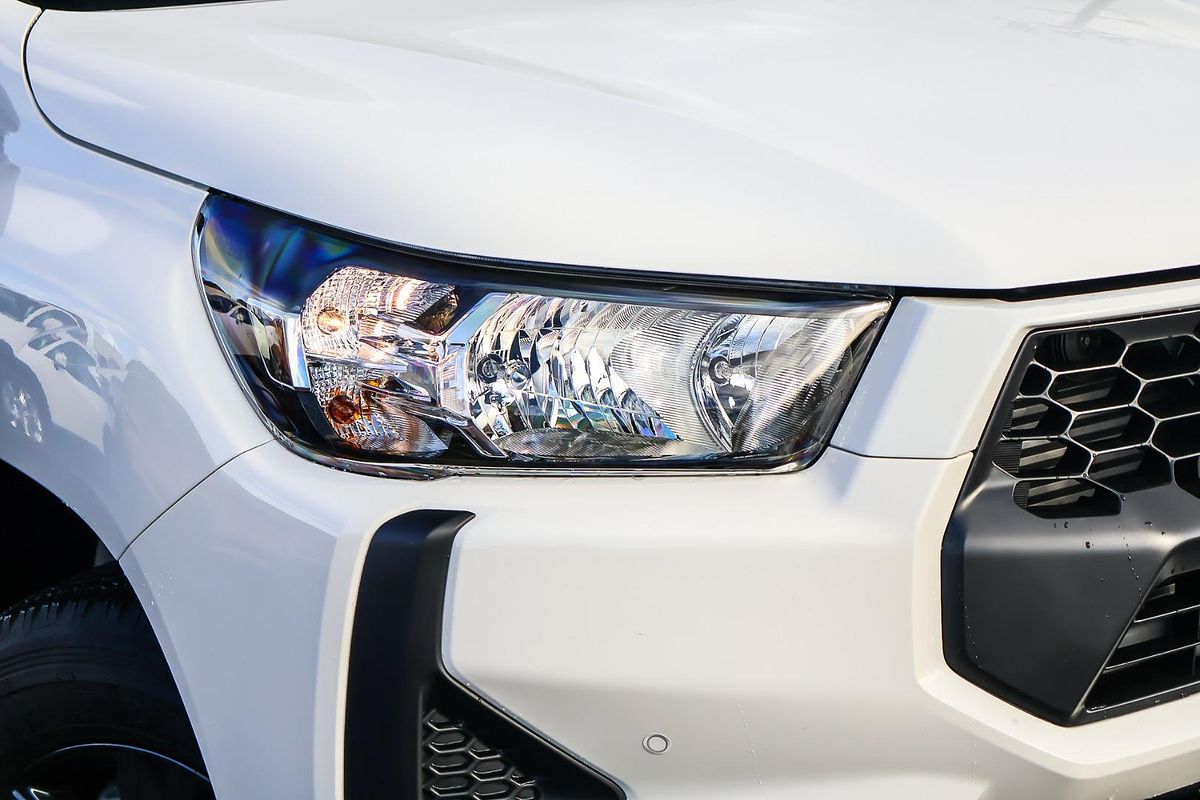 2024 Toyota Hilux SR GUN126R 4X4