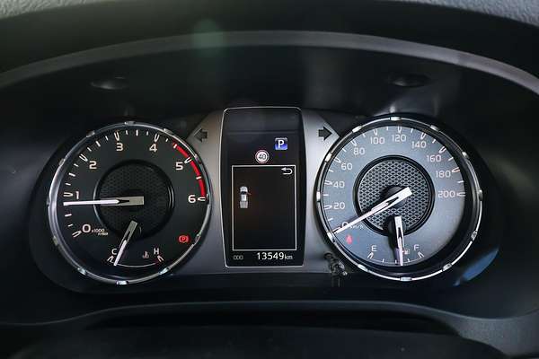 2024 Toyota Hilux SR GUN126R 4X4