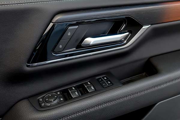 2025 GMC Yukon Denali T1