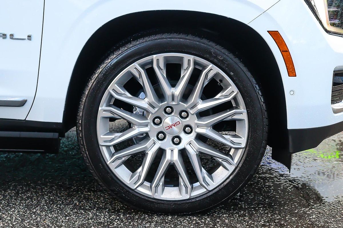 2025 GMC Yukon Denali T1
