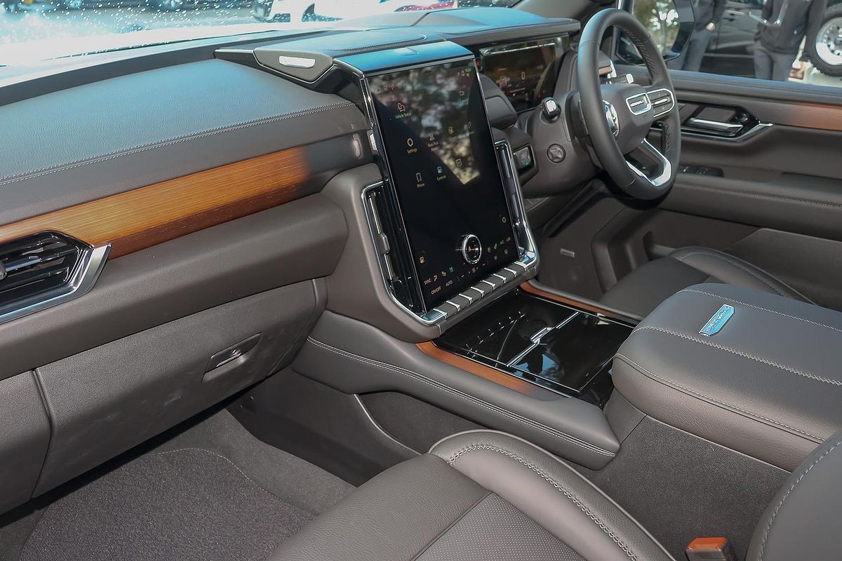 2025 GMC Yukon Denali T1