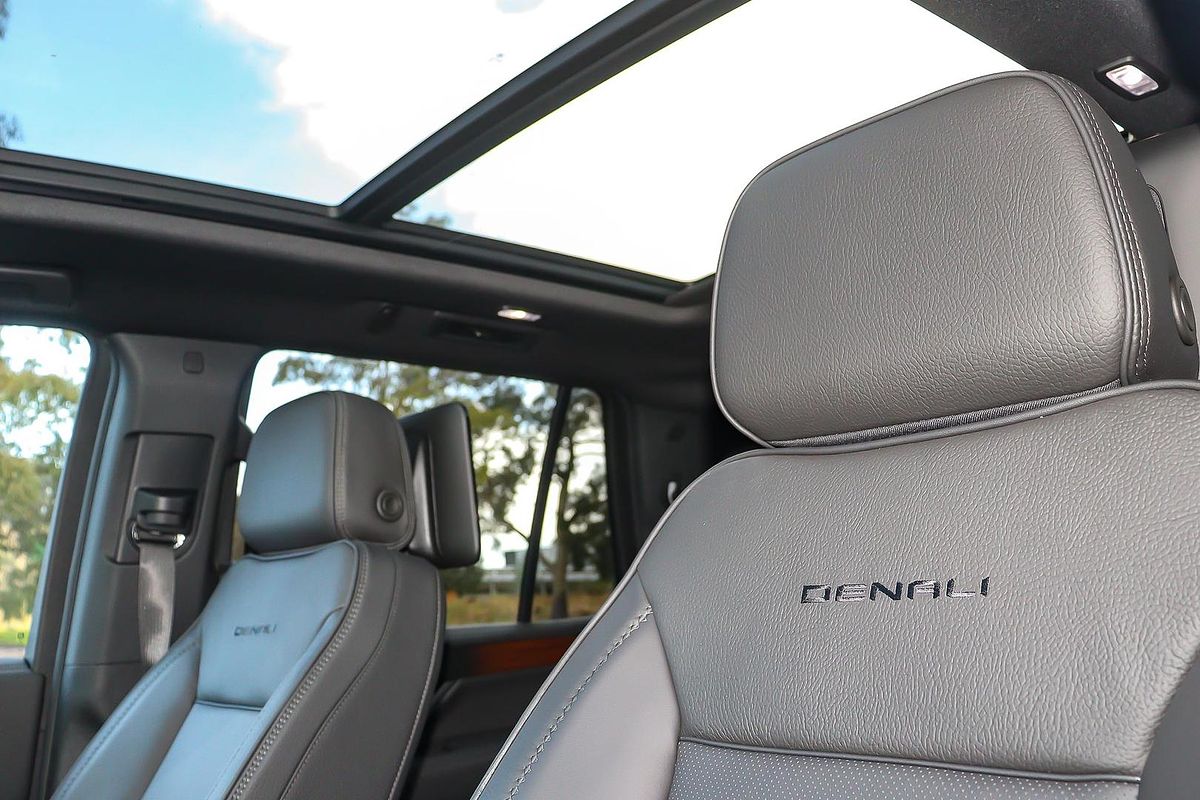 2025 GMC Yukon Denali T1