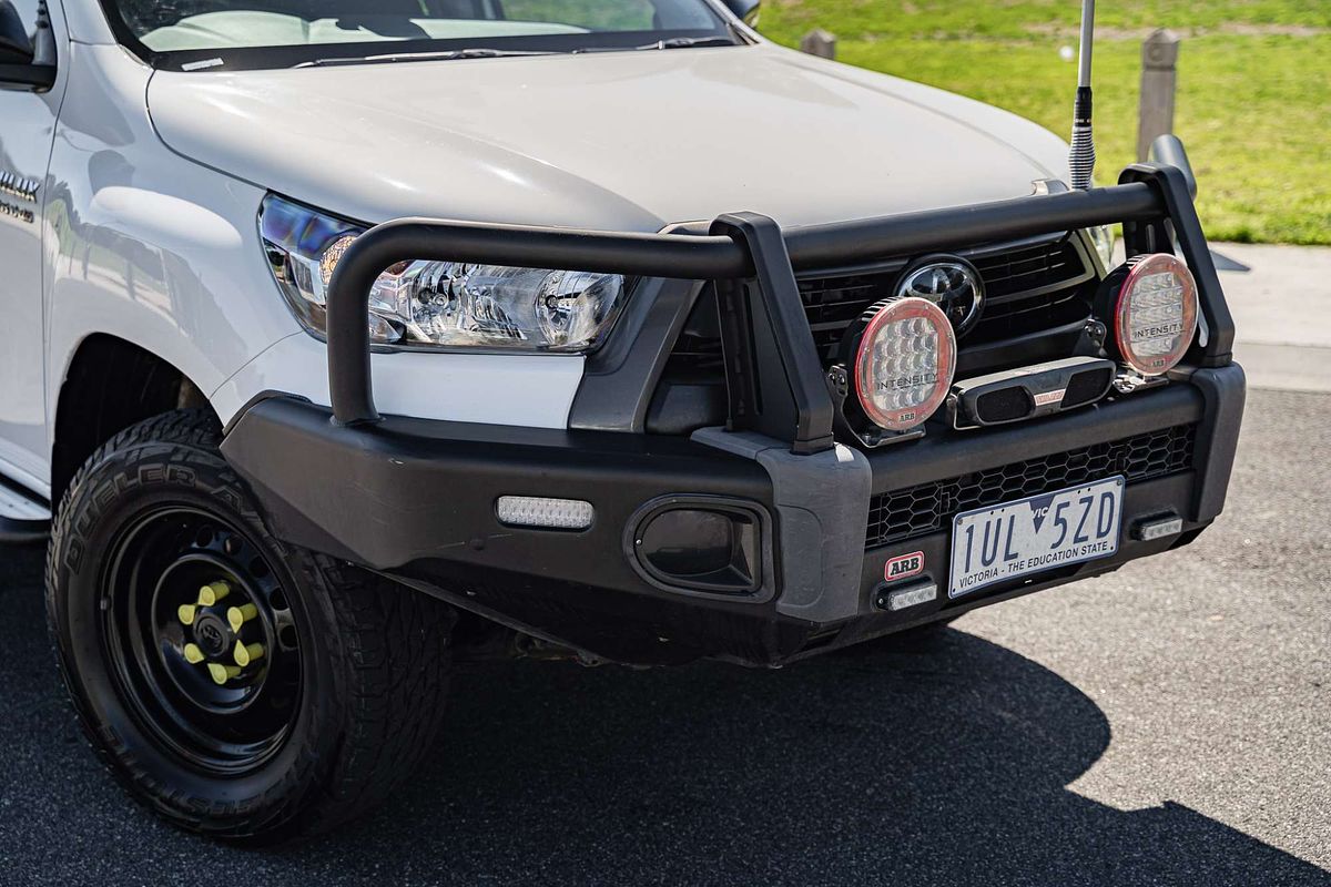 2021 Toyota Hilux SR GUN126R