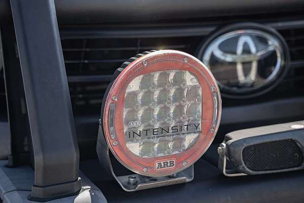 2021 Toyota Hilux SR GUN126R