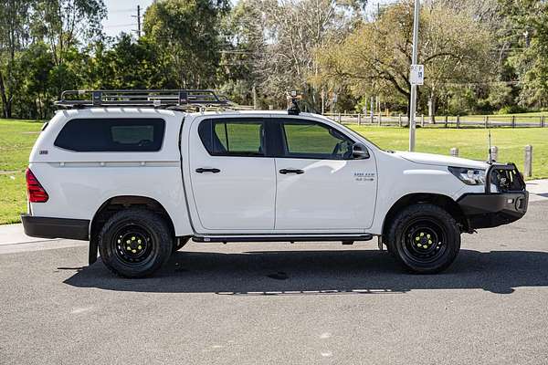 2021 Toyota Hilux SR GUN126R