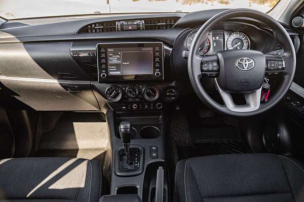 2021 Toyota Hilux SR GUN126R