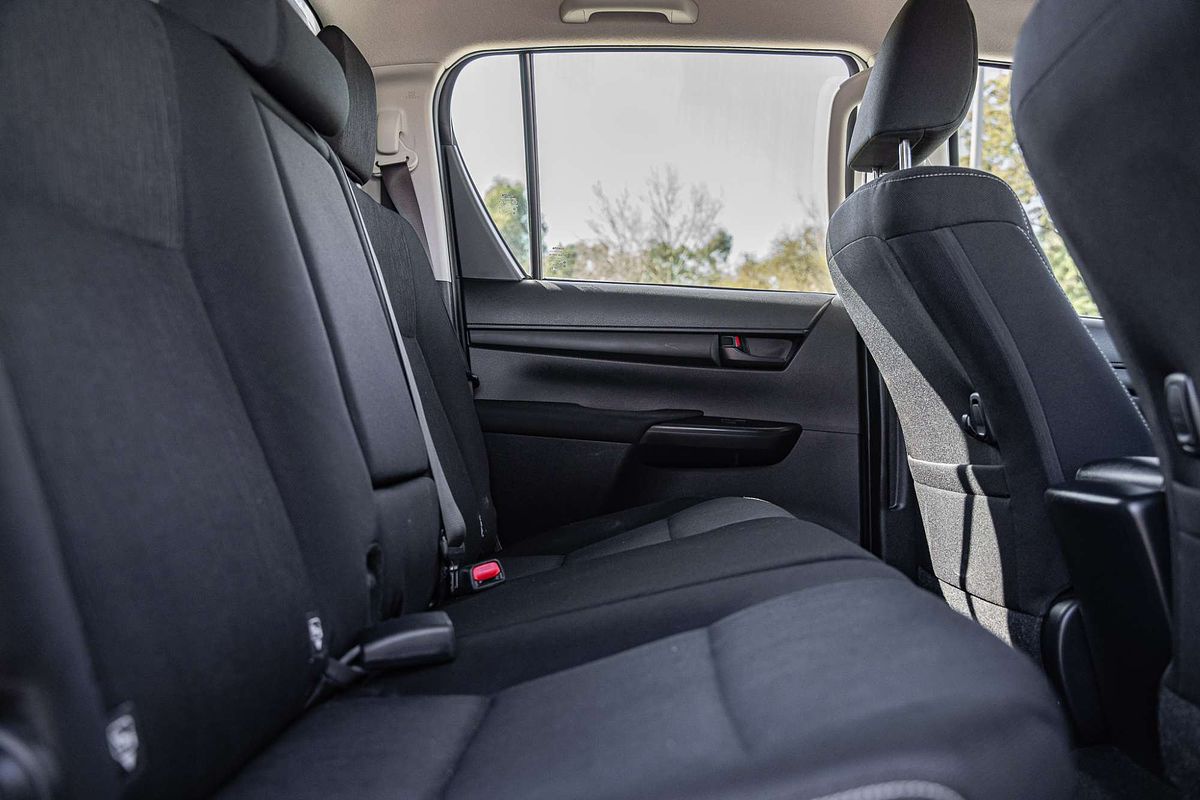 2021 Toyota Hilux SR GUN126R