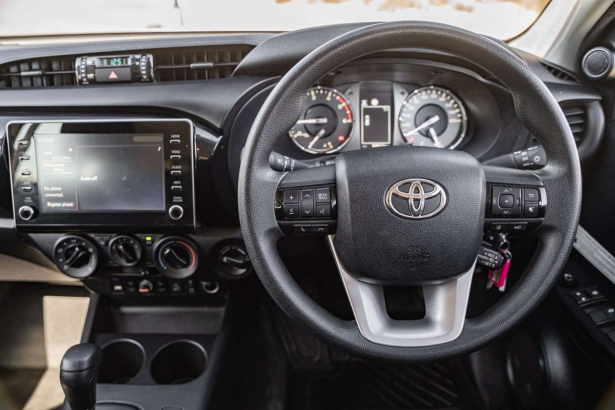 2021 Toyota Hilux SR GUN126R