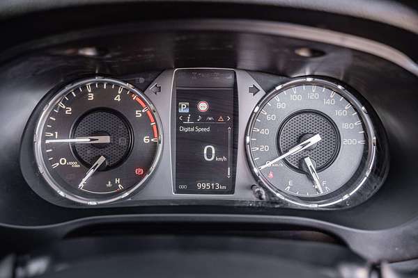 2021 Toyota Hilux SR GUN126R