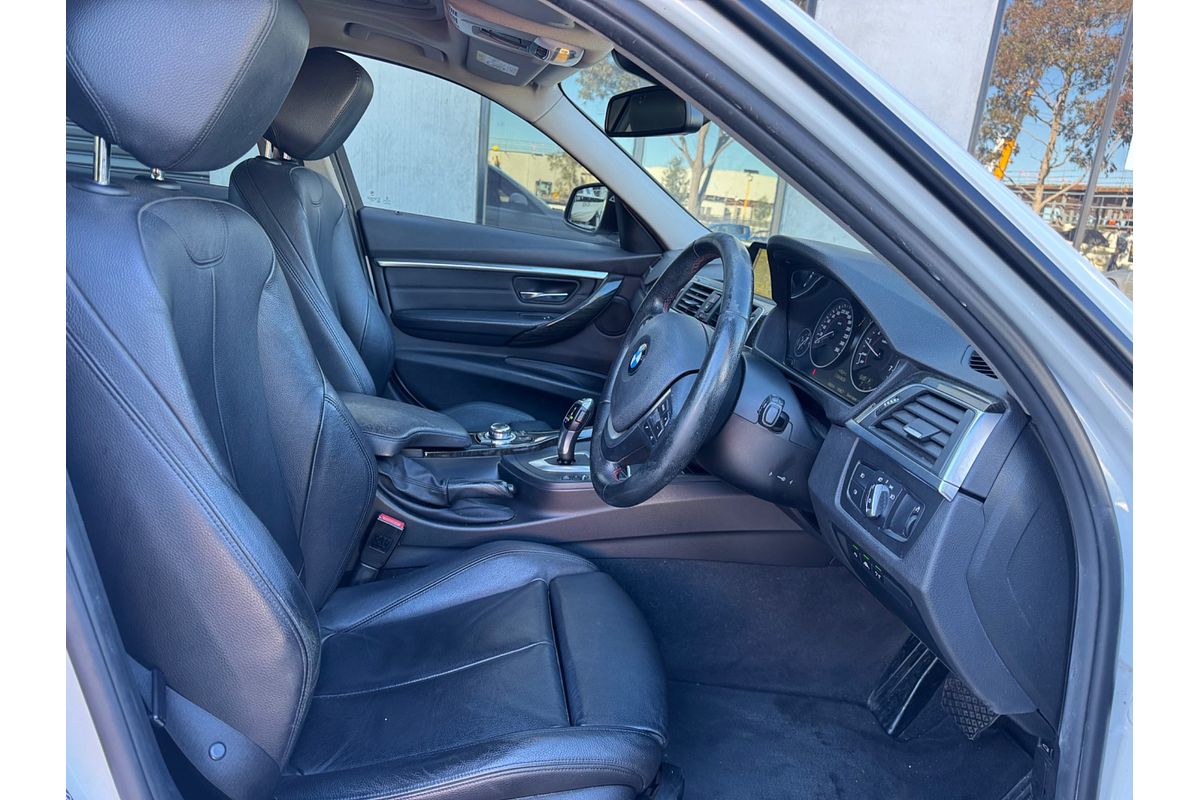 2016 BMW 3 Series 318i Sport Line F30 LCI