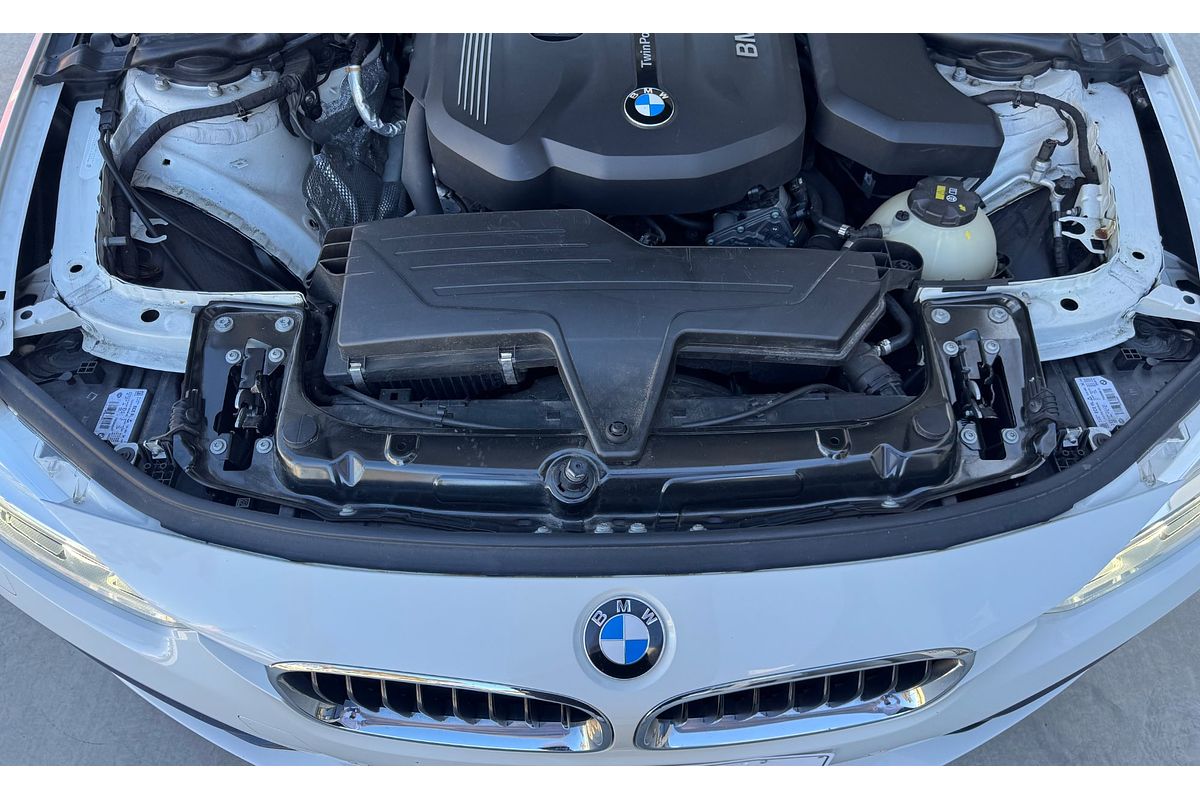 2016 BMW 3 Series 318i Sport Line F30 LCI