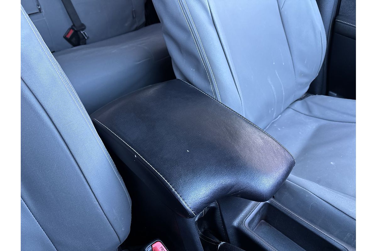 2017 Toyota Hilux SR5 GUN126R 4X4