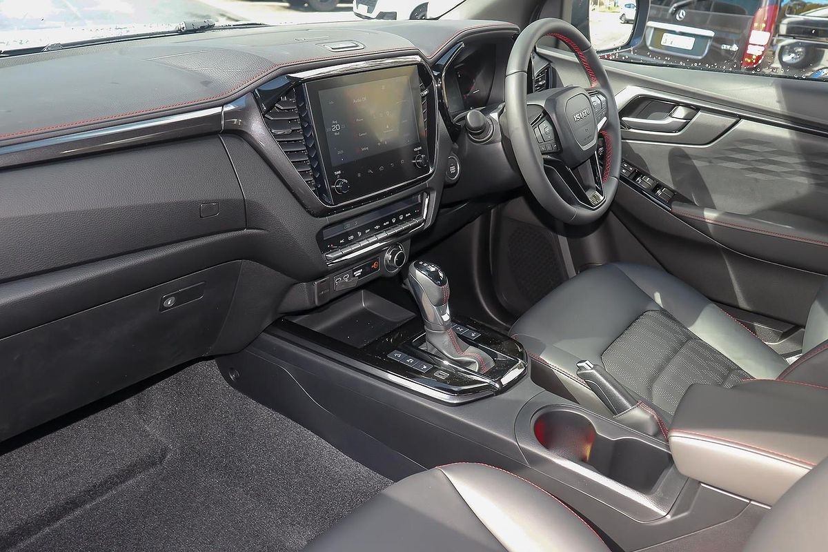 2025 Isuzu D-MAX