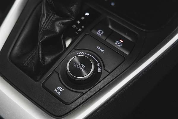 2019 Toyota RAV4 GXL AXAH54R