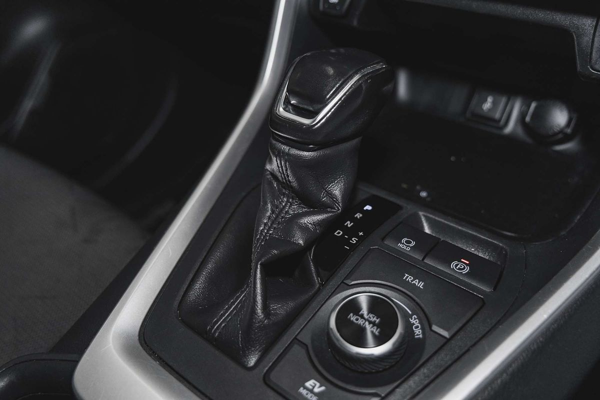 2019 Toyota RAV4 GXL AXAH54R